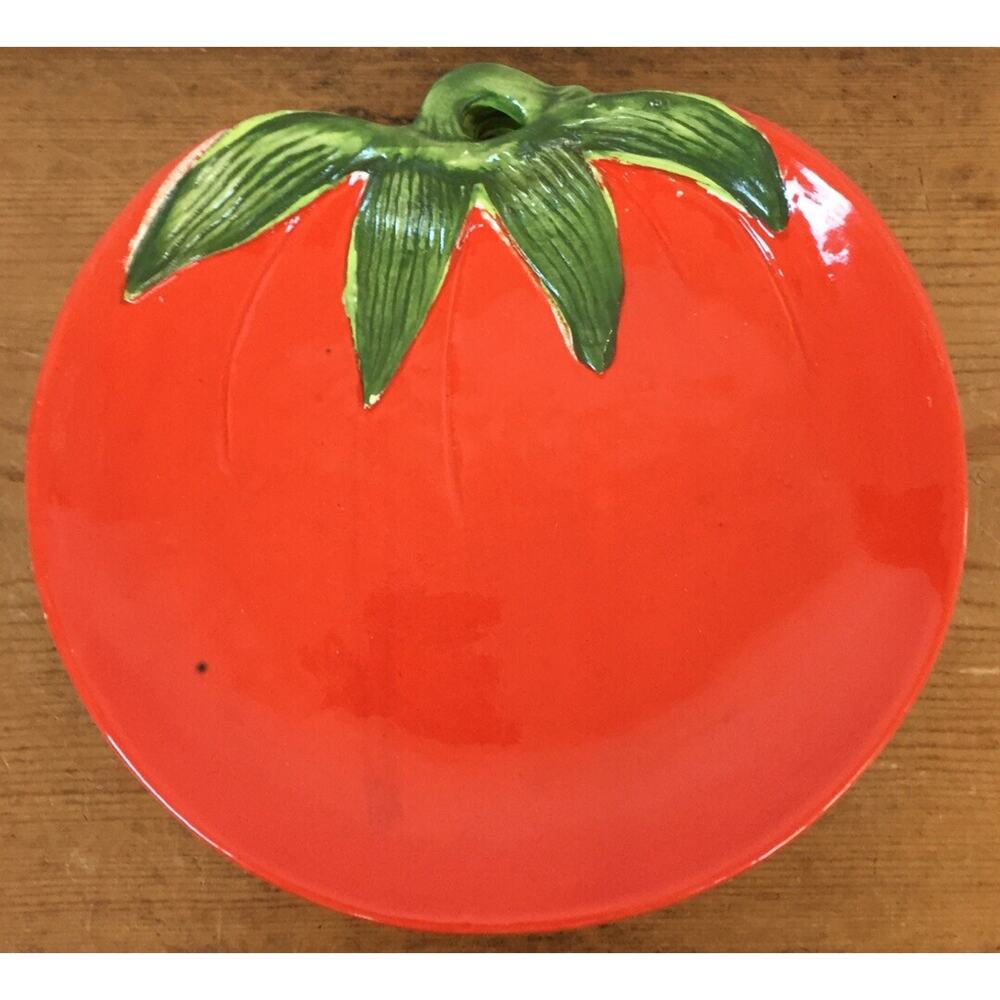 Set of 3 Vintage 1983 80s Mann Majolica Handpainted Ceramic Salad Plates 7"